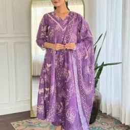 svaraa Women Printed Kurta Set-picture-35