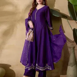 tanuka Women Embroidered Anarkali Kurta Set image 1