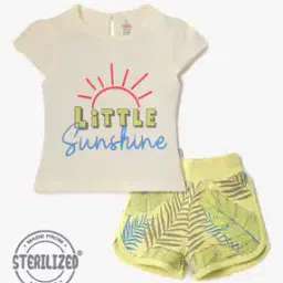 mom's love Typographic Print T-Shirt & Shorts Set-picture-28