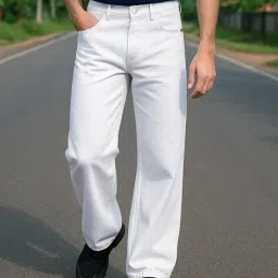 bewakoof Men Baggy Fit Jeans with Insert Pockets image 1