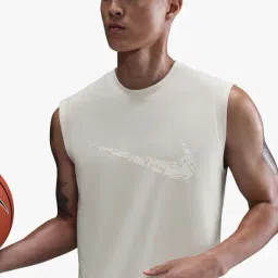 nike Men Giannis Dri-Fit Basketball Crew-Neck T-Shirt image 1