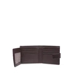 AQUATAN Men Textured Genuine Leather Three Fold RFID Wallet image 2