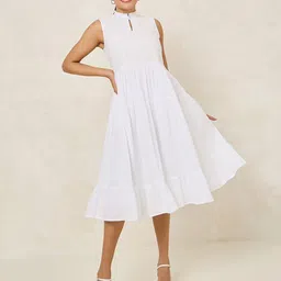 Styli Women Sleeveless Yoke-Embroidered Midi Dress-picture-24