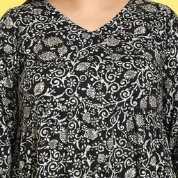 theRebelinme Plus Size Floral Print A-Line Midi Dress image 2