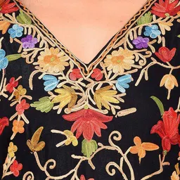 CRAFTBAZAR Floral Embroidered V-Neck Kaftan Dress image 2