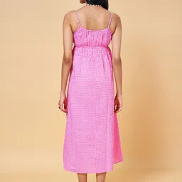 People Pink Checked Tie-Up Empire Midi Dress image 4