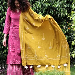 Chidiyaa Yellow & White Printed Pure Cotton Dupatta-picture-0