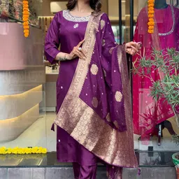 gosriki KALINI Ethnic Motifs Printed Kurta with Trousers & Dupatta image 4