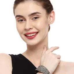 VENI Oxidised Silver-Plated Handcuff Bangle Kada image 3