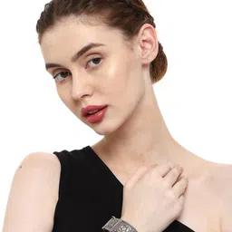 VENI Oxidised Silver-Plated Handcuff Bangle Kada image 4