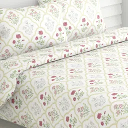 haus & kinder 186 TC Floral Print King-Size Bedsheet with Pillow Covers image 1