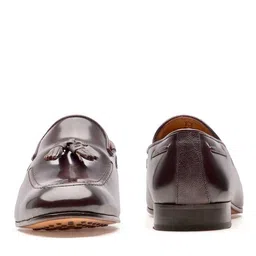 ruosh Men Round-Toe Formal Shoes with Tassels image 2