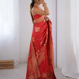 ri-wah Women Ethnic Motif Design Traditional Saree image 2