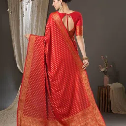 saree mall Floral Pattern Saree with Tassels image 2