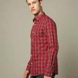 u.s. polo assn. Men Checked Tailored Fit Shirt with Patch Pocket image 2