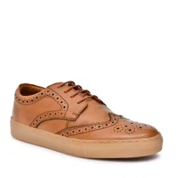 tan toe Wing-Tip Lace-Up Shoes with Broguing image 2