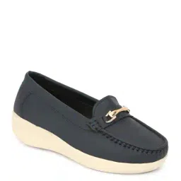trotus Women Regular Fit Slip-On Casual Shoes image 2