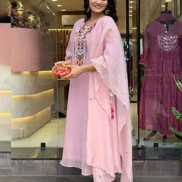 texstile Women Embellished Straight Kurta Set image 2