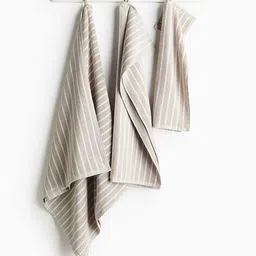 h&m Unisex Striped Bath Towel image 2