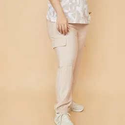 max Women Regular Fit Joggers image 2