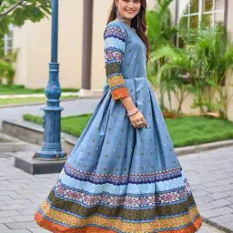 aradhna Women Geometric Anarkali Round-Neck Kurta image 2