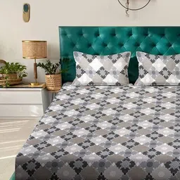 klotthe 400 TC Printed Double King-Size Bedsheet with Pillow Covers image 2