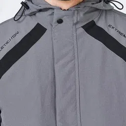 ajile by pantaloons Men Printed Hooded-Neck Jacket image 2