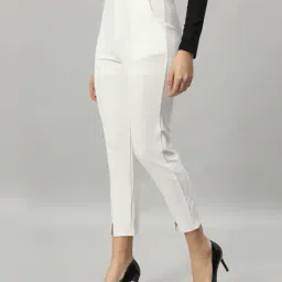 wuxi Mid-Rise Trousers with Elasticated Waist image 2