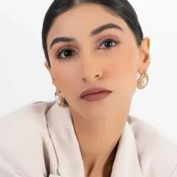 zaisha Women 18K Gold-Plated Old Money Pearl Earrings image 2