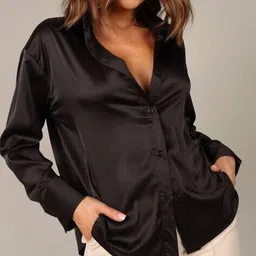 priths Women Loose Fit Spread-Collar Shirt image 2