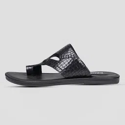 ezok Men Sandals with Leather Upper image 2