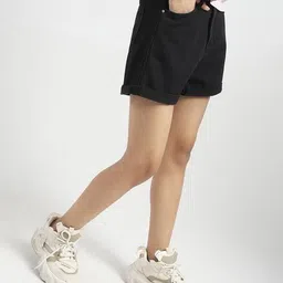 sera Women High-Rise Denim Shorts image 2