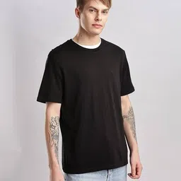 calvin klein jeans Men Supima Chest Embroidered Regular Fit Crew-Neck T-Shirt image 2