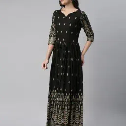 swishchick Women Floral Fit and Flare Dress image 2