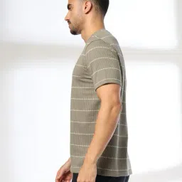 teamspirit Men Invertee Thin Striped Regular Fit Crew-Neck T-Shirt image 2