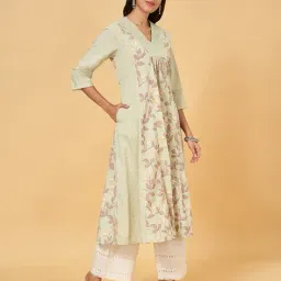 rangmanch by pantaloons Women Leaf Print A-Line Cotton Kurta image 2