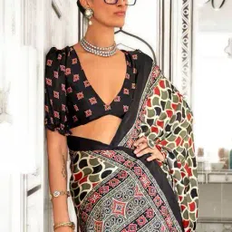 ri-wah Women Geometric Print Saree with Contrast Border image 2