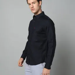 u.s. polo assn. Men Tailored Fit Shirt with Patch Pocket image 2