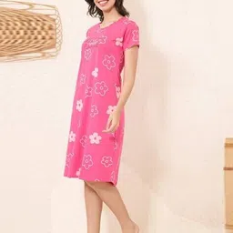 quira Women Floral Print Round-Neck Nighties image 2
