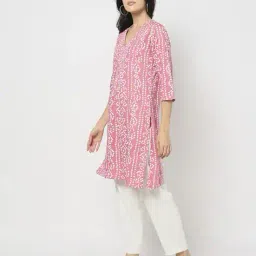 yousta Women Bandhani Print Straight Kurta image 2