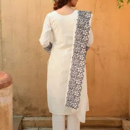 royal export x ag Women Embroidered Straight Kurta with Pants & Dupatta image 2