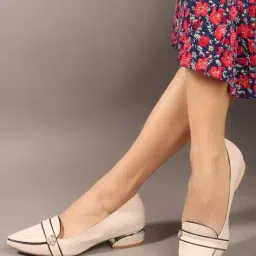 carlton london Women Pointed-Toe Slip-On Pumps image 2