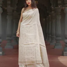 svaraa Women Traditional Saree image 2