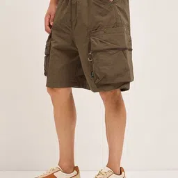 the bear house Men Regular Fit Cargo Shorts image 2