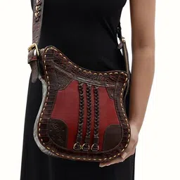 hidesign Textured Messenger Bag image 2