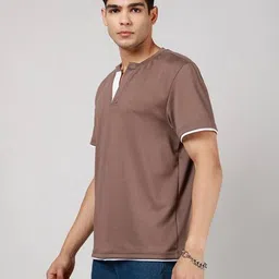 Shein Medium Length Short Sleeve Contrast Trim Tshirt image 2