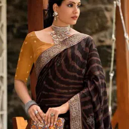 ri-wah Women Abstract Design Stone Work Traditional Saree image 2