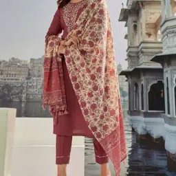 indie picks Embellished Straight Kurta Set image 2