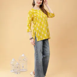 lasmo Women Graphic Print Straight Kurti image 2