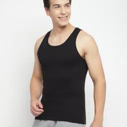 la intimo Pack of 3 Men Round-Neck Vest with Stitch Detail image 2